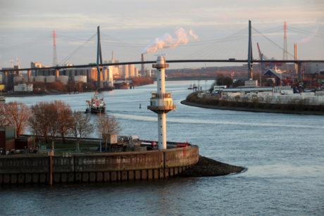 Dockland-Hamburg-Köhlbrandbrücke